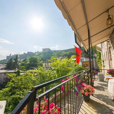 Kotoni Gjirokastër
